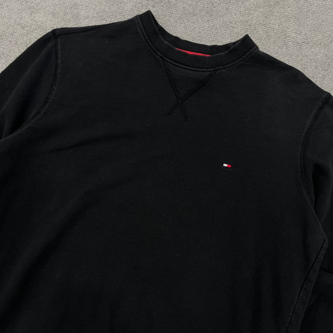 S 타미힐피거 블랙 맨투맨 스웻셔츠 상품이미지2