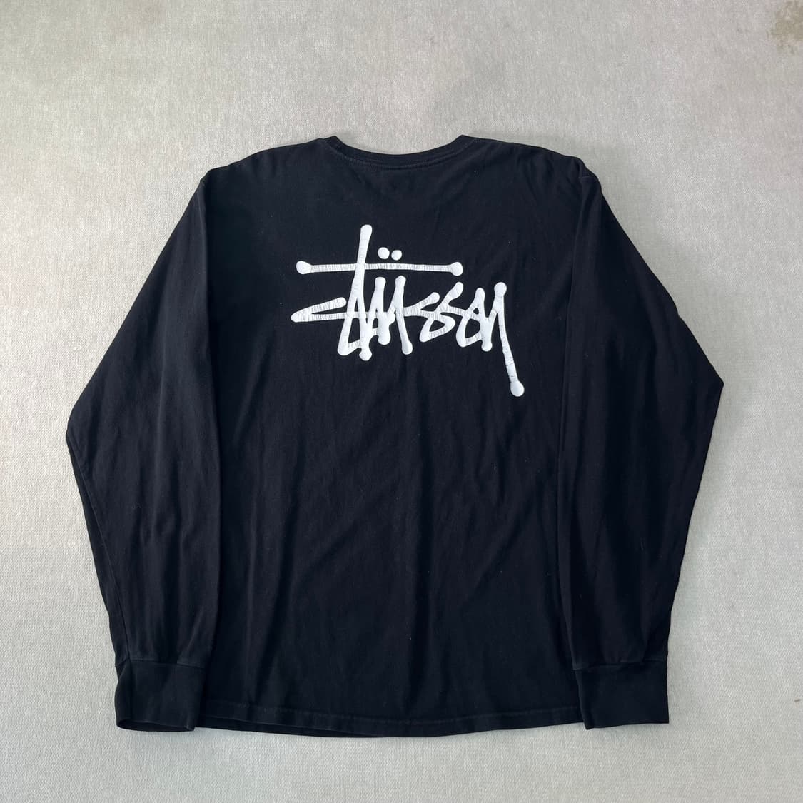 105 스투시 베이직 빅로고 롱슬리브 티셔츠 상품이미지1