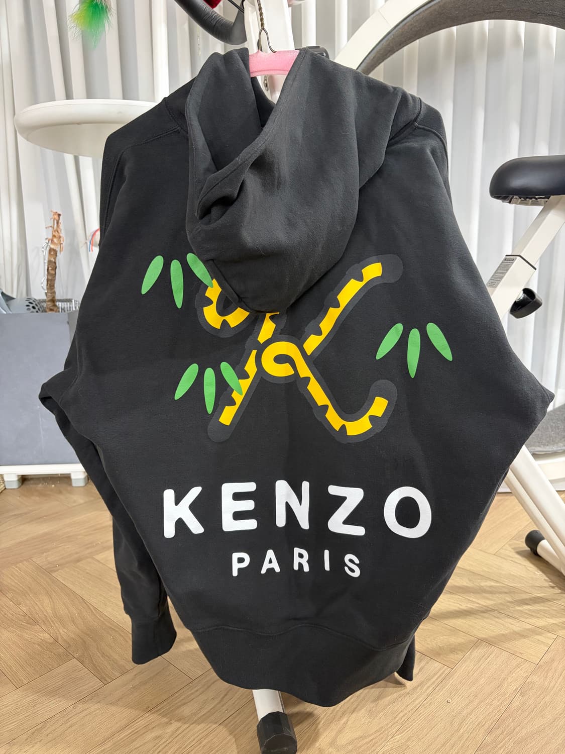 겐조 22fw 타이거 테일 블랙 오버사이즈 후드티 상품이미지2