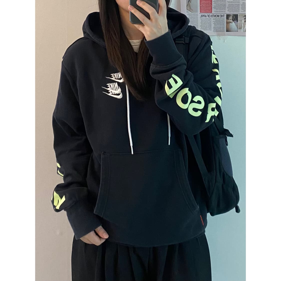 나이키 월드투어 후드티 상품이미지1