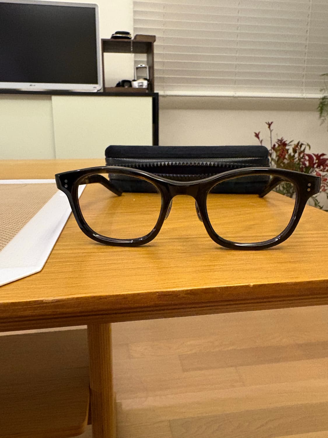 YUKI IWASAKI 안경 상품이미지2