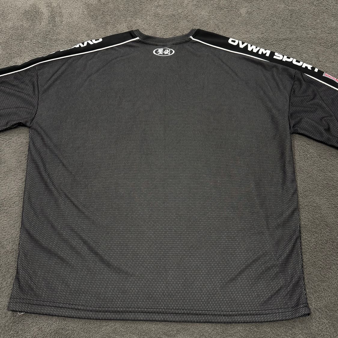 [정품/L] 압도 레이어 긴팔 티셔츠 상품이미지4