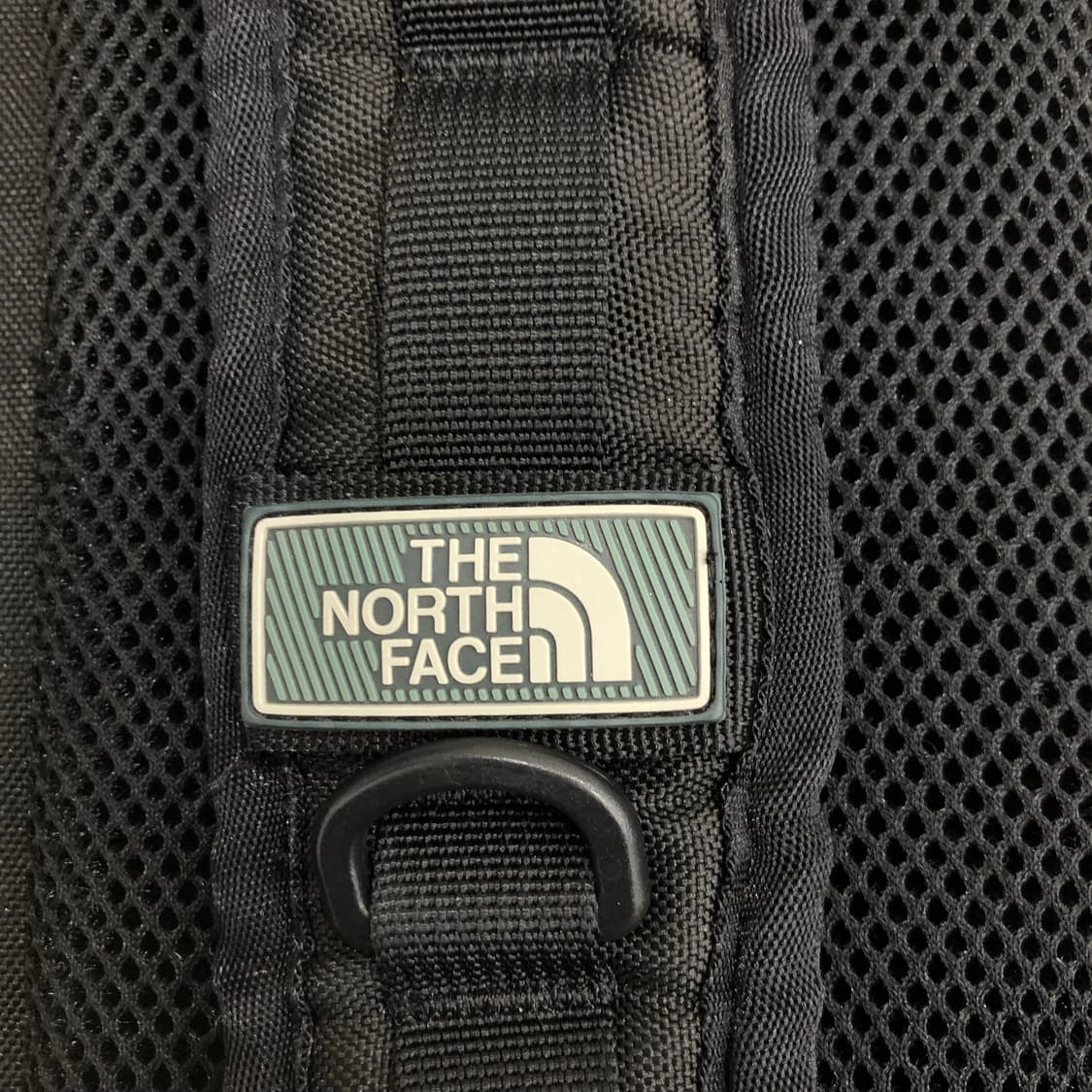 노스페이스 12L 미니샷 백팩 상품이미지5