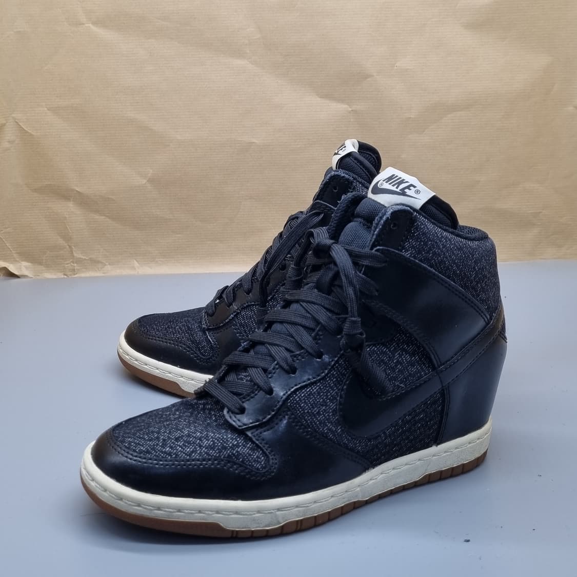 나이키 덩크스카이 블랙 여성하이탑235 상품이미지1