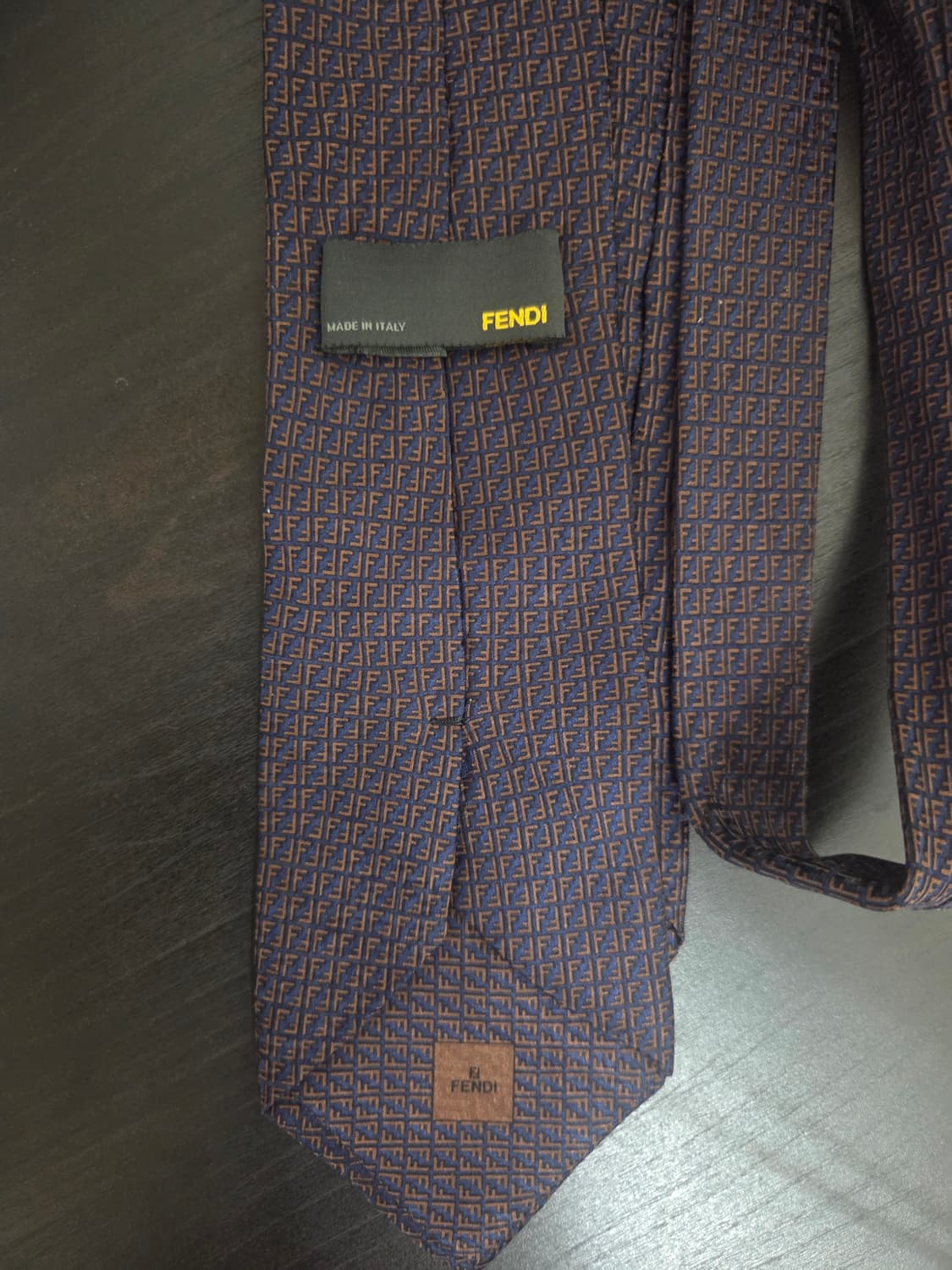 펜디 넥타이 상품이미지2