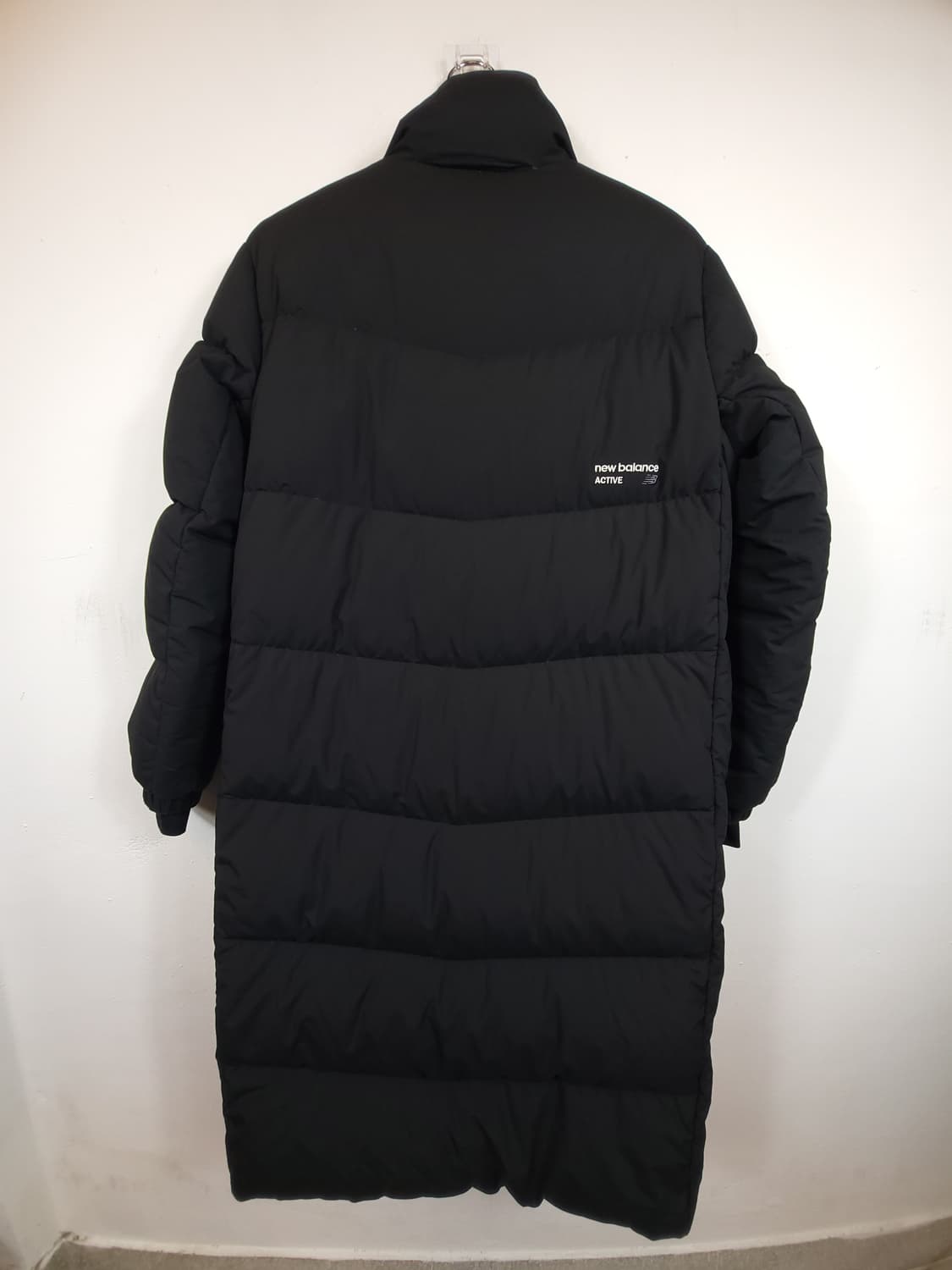 뉴발란스 발열구스롱패딩 블랙 90 S 새제품급 상품이미지5