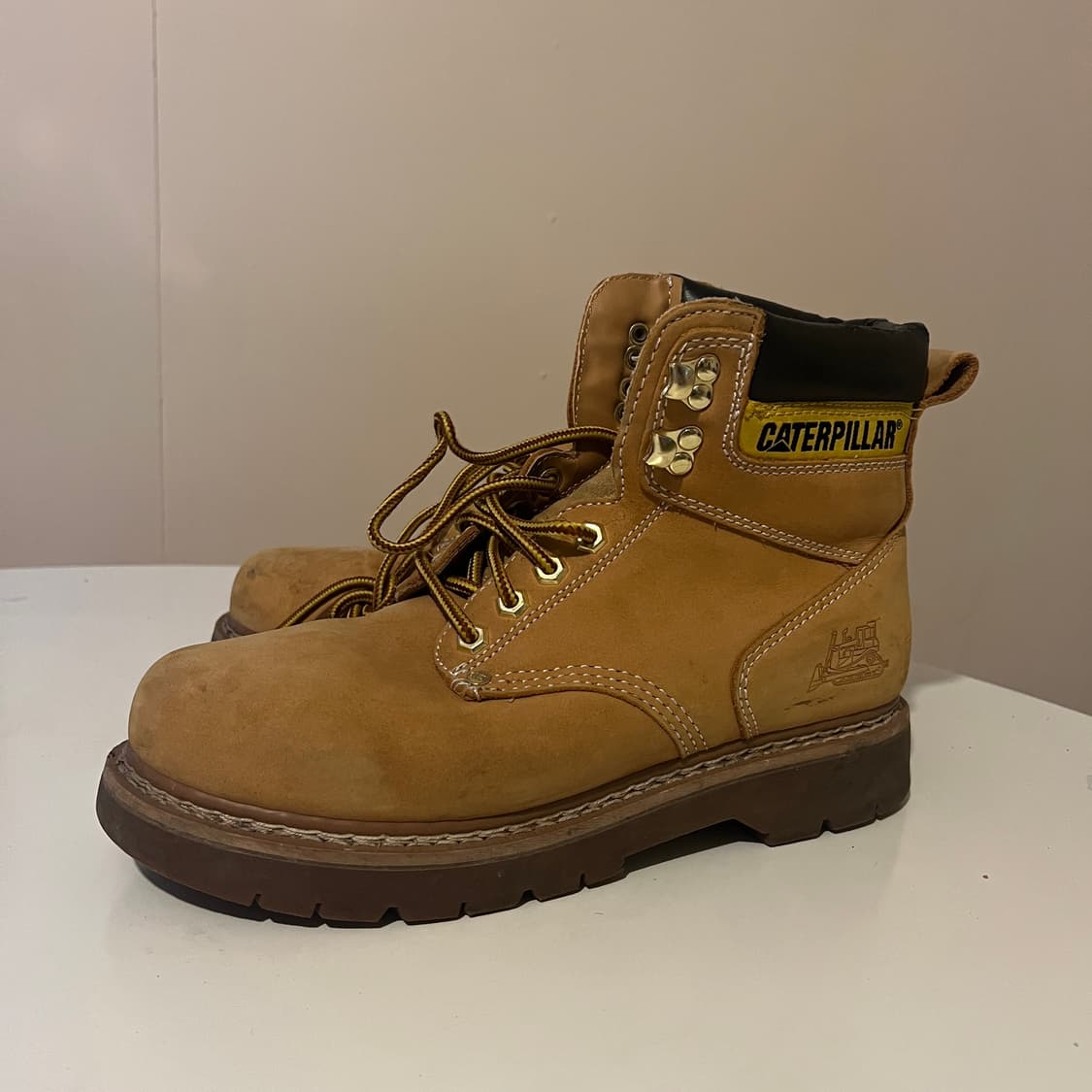 캐터필라 레이스업 앵클 부츠 상품이미지1