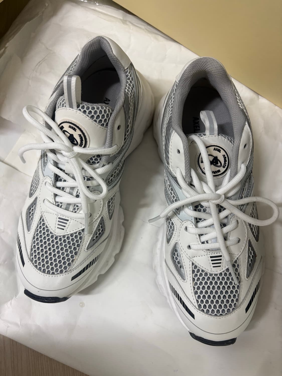 악셀 아리카토 마라톤 러너 스니커즈 93036  / EU37 (240) 상품이미지1