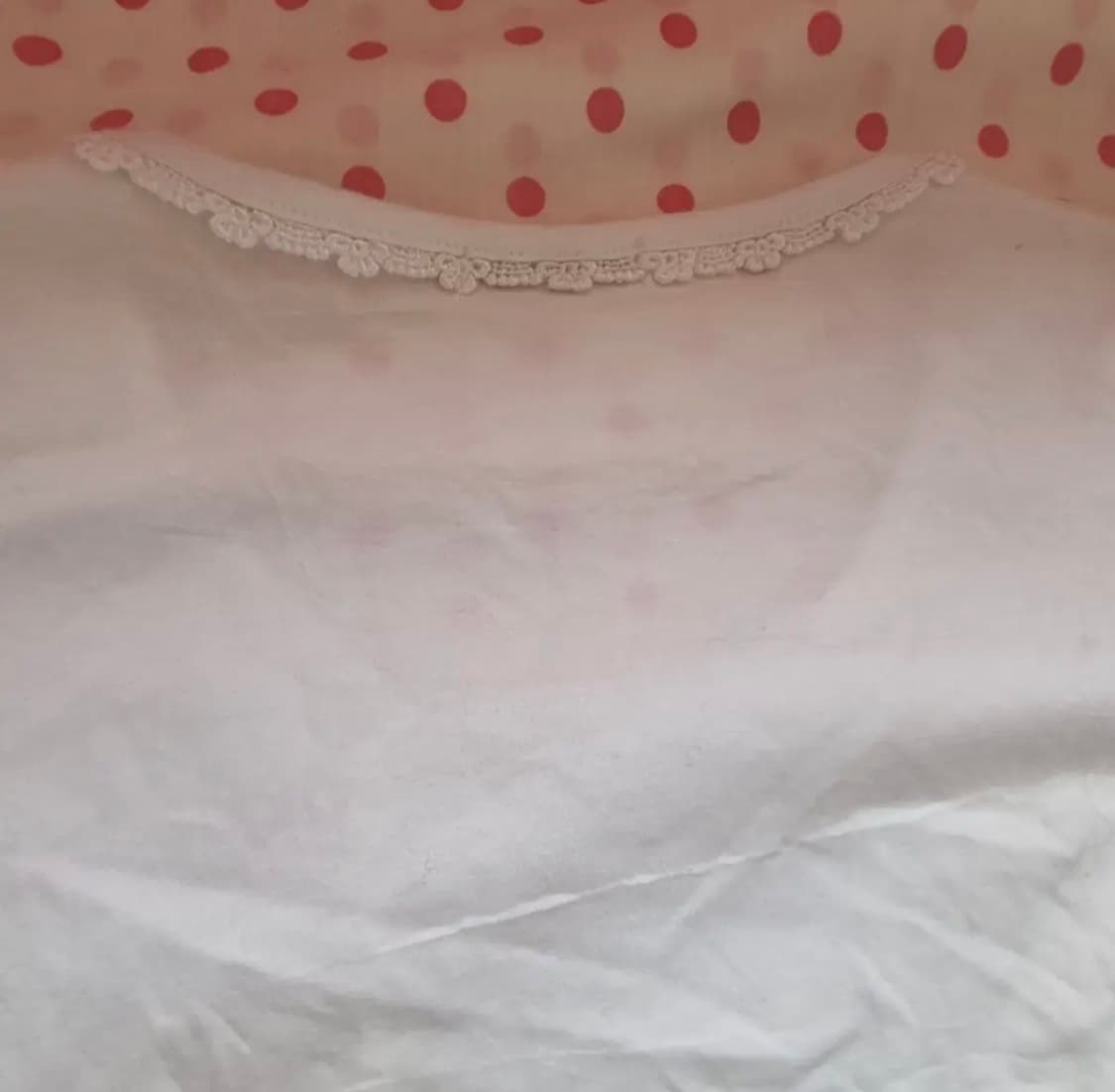 레이스 장식 화이트 반팔 티셔츠 상품이미지4