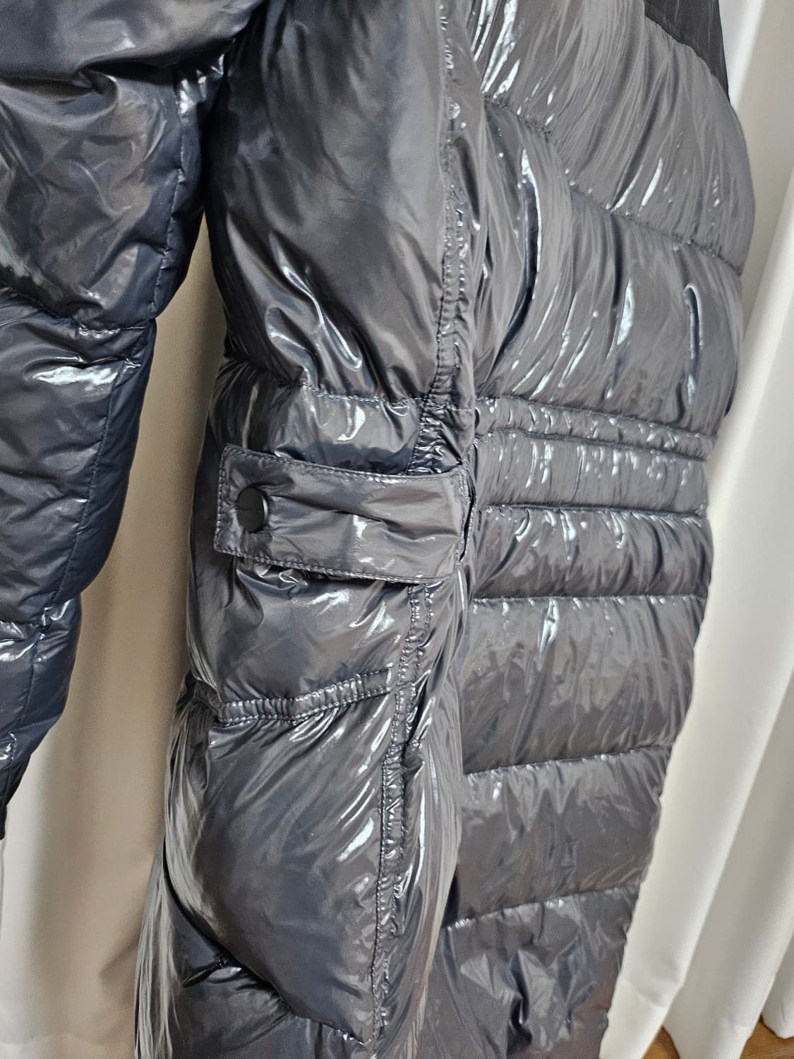 정품)오니츠카타이거 롱패딩S 상품이미지5