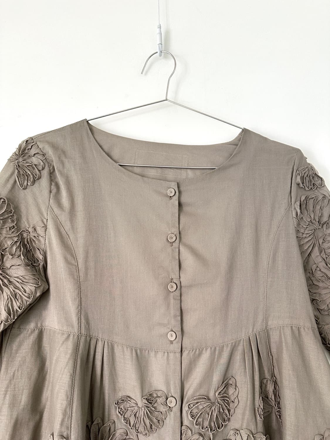 SON JUNG WAN 3D trimming top / brown 상품이미지3