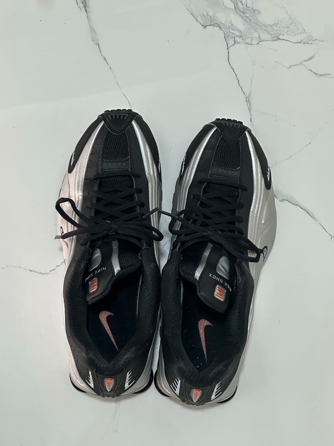 나이키 샥스 R4 메탈릭 실버 레드 285 상품이미지5