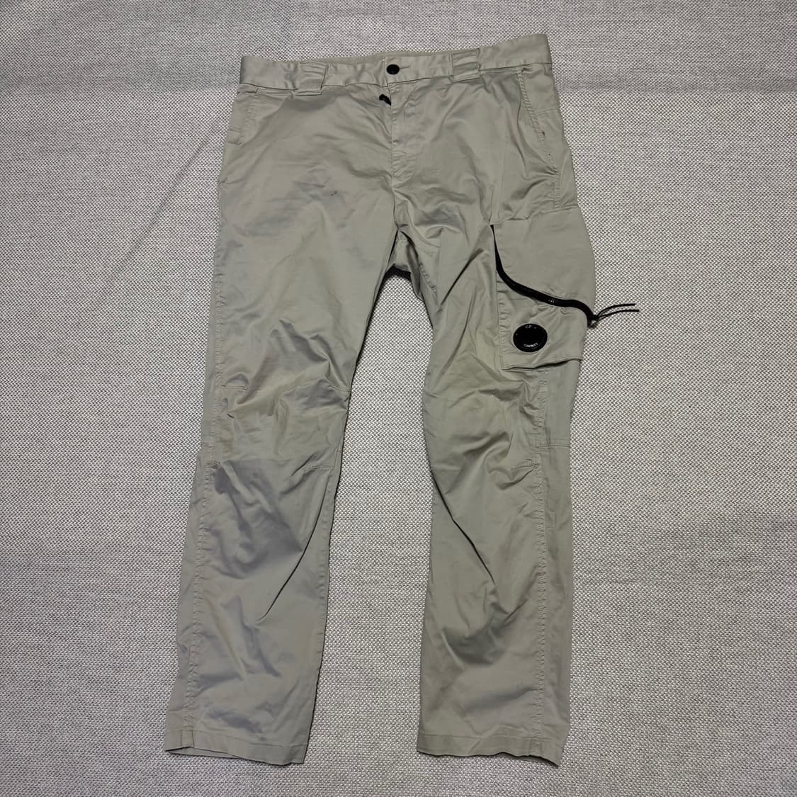 C.P.컴퍼니 렌즈 카고 바지 상품이미지1