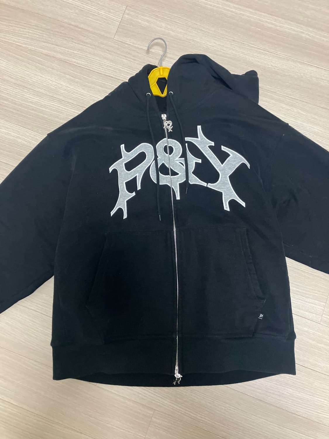 펑크앤요 후드집업 블랙색상 싸게 팝니다 상품이미지1
