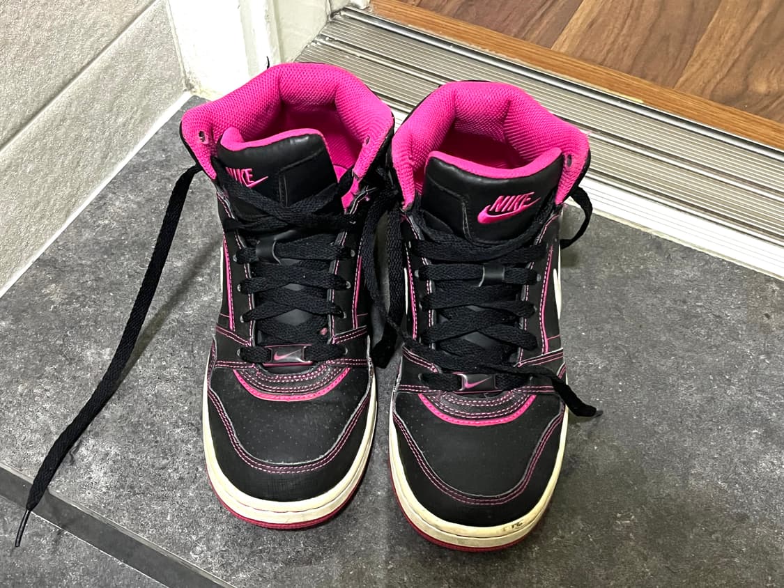 나이키 하이탑 블랙핑크 스니커즈 상품이미지2