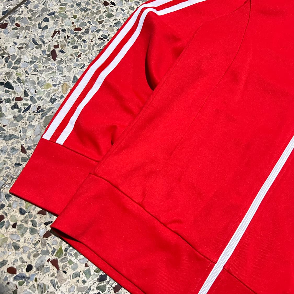 아디다스(Adidas) 유로파 레드 져지 상품이미지3