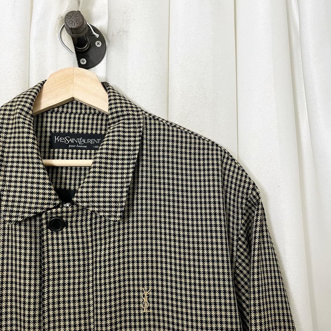 입생로랑 블랙체크 카라 자켓 상품이미지2