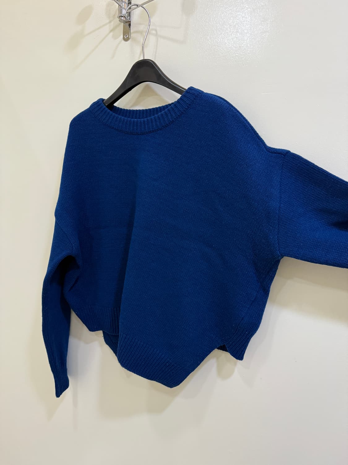 톰보이 딥블루 니트 스웨터 정품 상품이미지2
