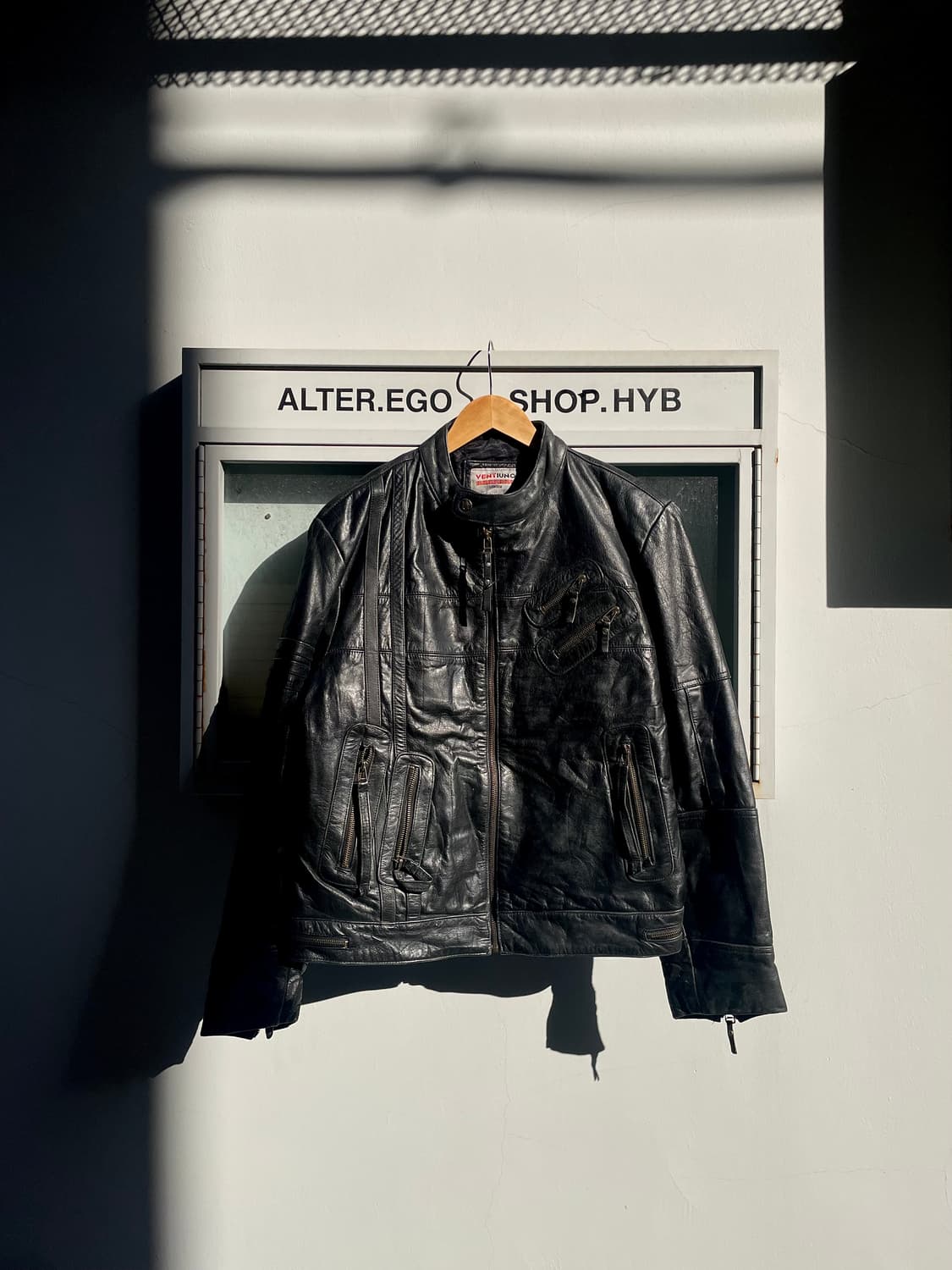 Vintage black biker leather jacket  상품이미지1