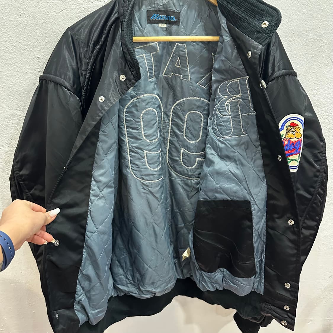 미즈노 올드스쿨 새틴 봄버 자켓XL 상품이미지4