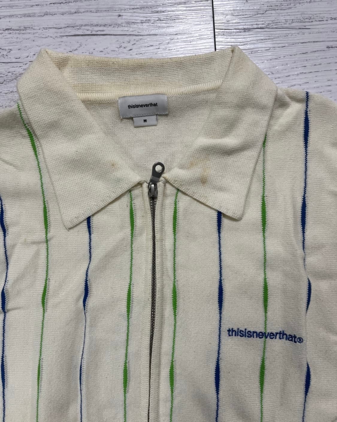 디스이즈네버댓 T로고 집업 폴로 아이보리 상품이미지3