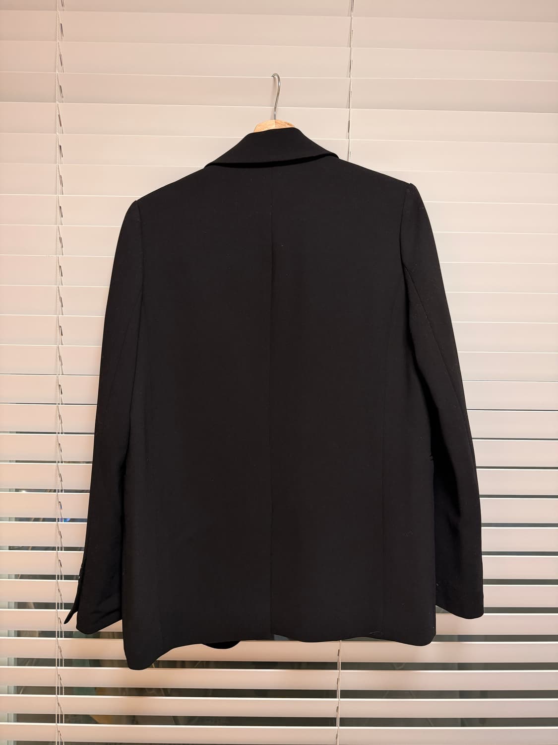 NILBY P 블랙 자켓 32사이즈 상품이미지2