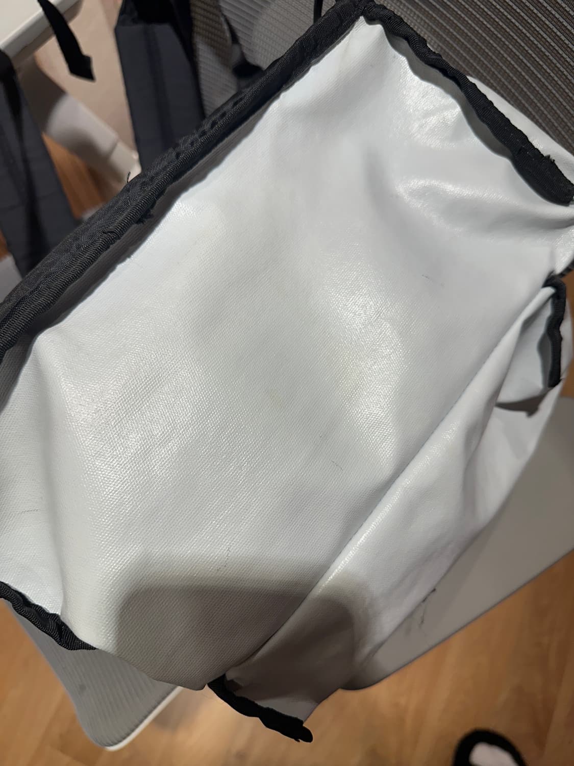 mm6 eastpak 리버서블 백팩 상품이미지3