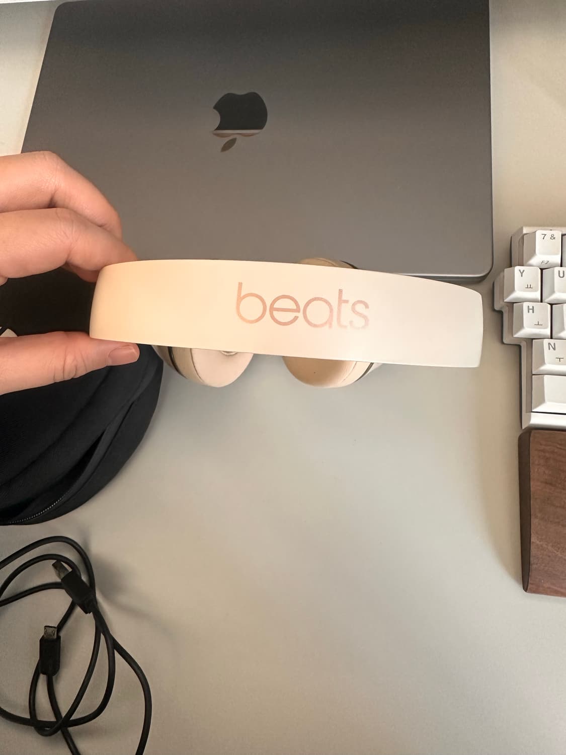 비츠 솔로 헤드폰 상품이미지2