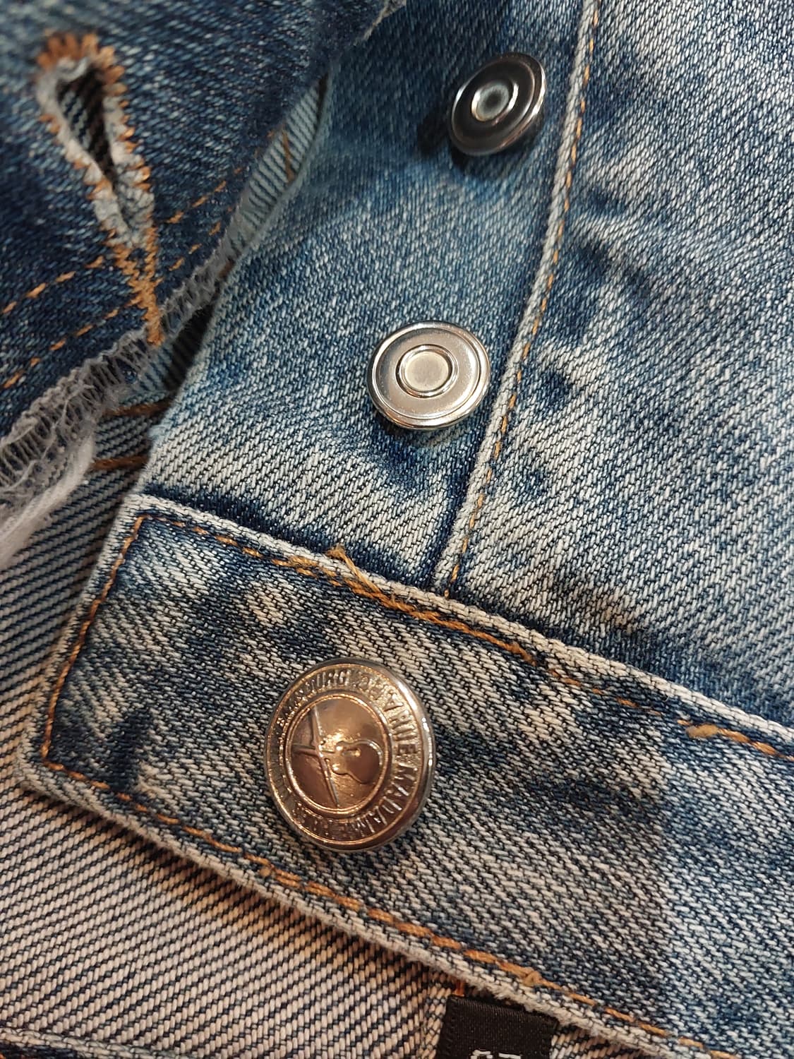 apc 아페쎄 뉴 스탠다드 연청 워싱 데님 29인치 상품이미지3