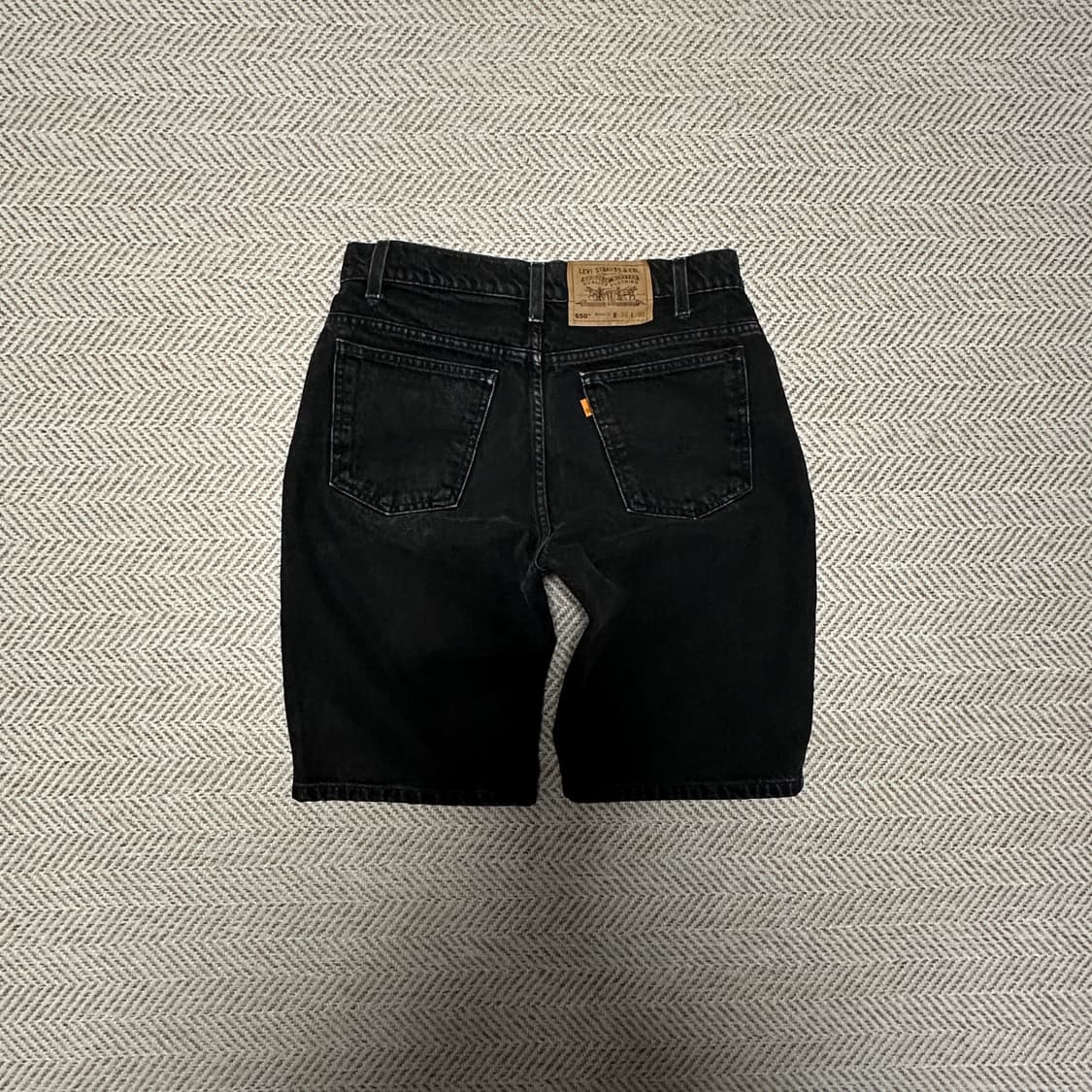 LEVI'S 550 90's black denim shorts 상품이미지2
