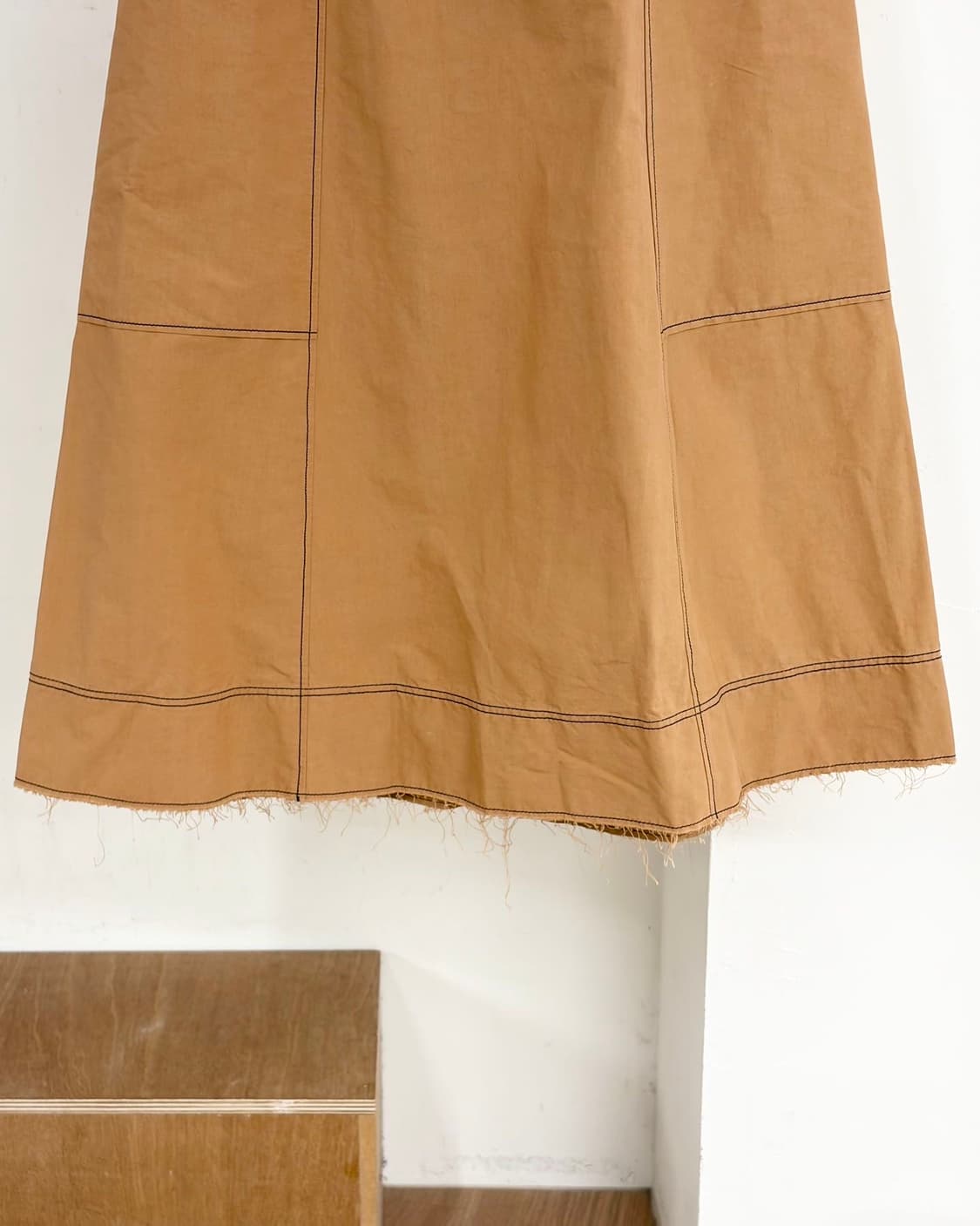 세드릭 샬리에 카멜 혼방 스티치 코튼 롱 스커트  상품이미지5