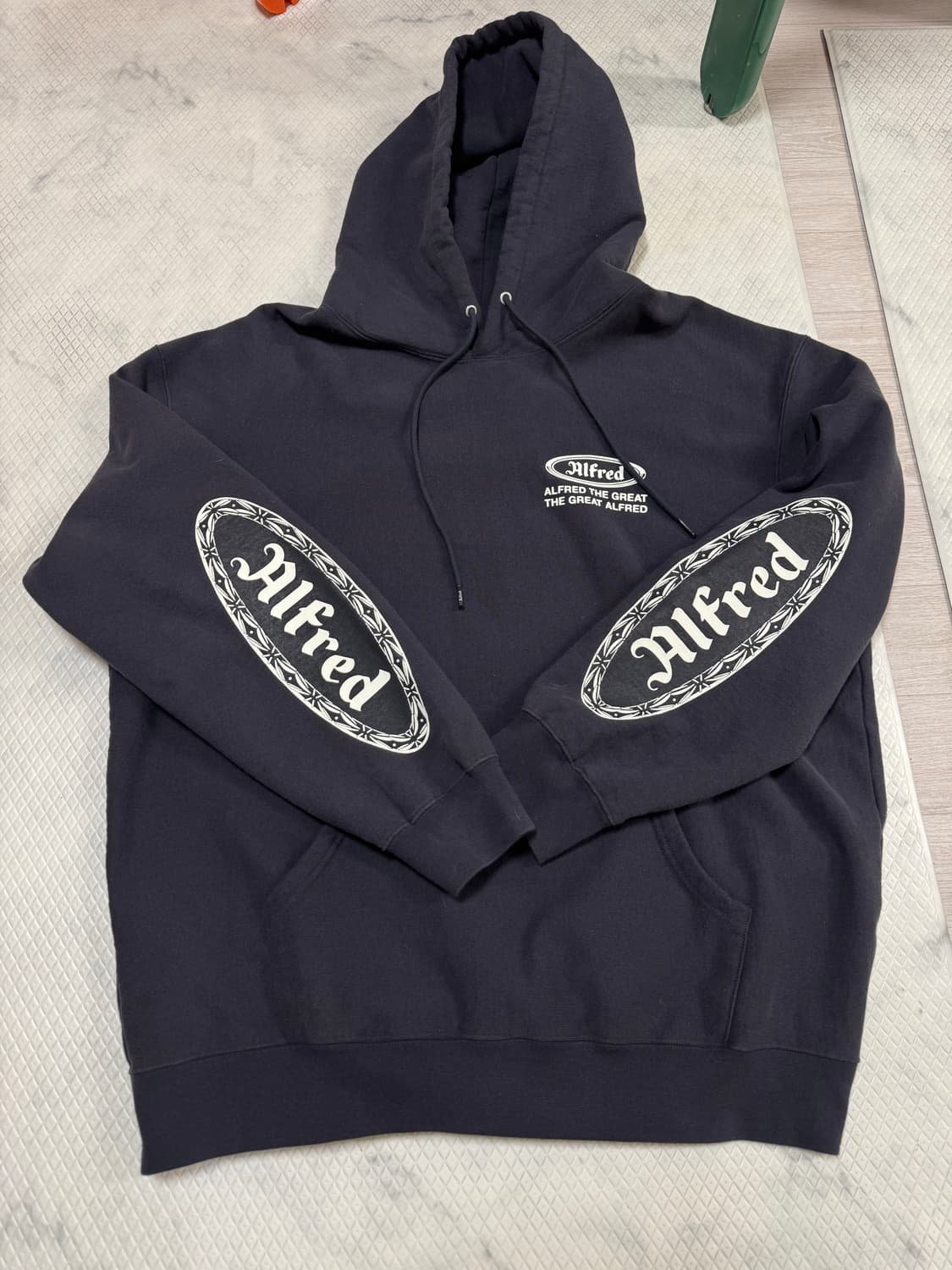 헤리티지플로스 알프레드 후드티 팝니다 상품이미지5