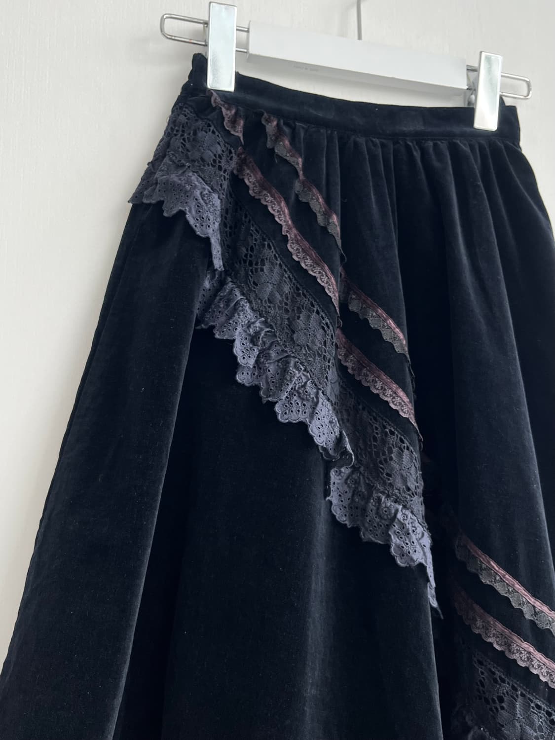 벨벳 언발 레이스 스커트 상품이미지2