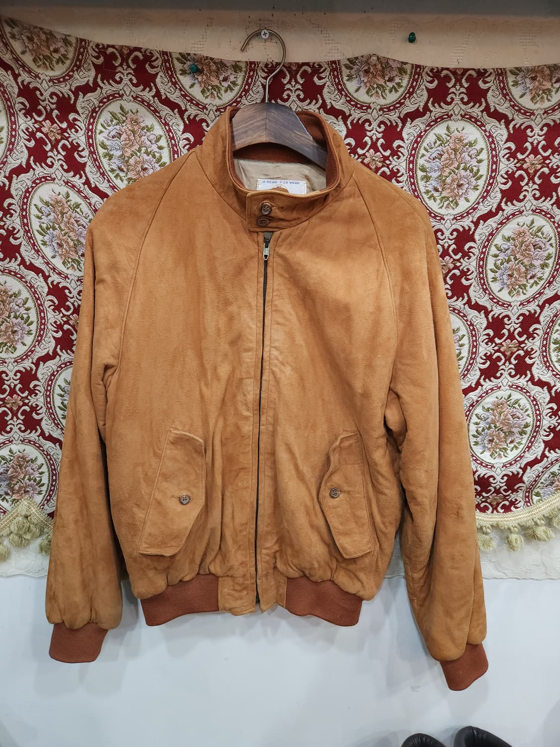 골든베어 90s 스웨이드 바라쿠타 자켓

 상품이미지1