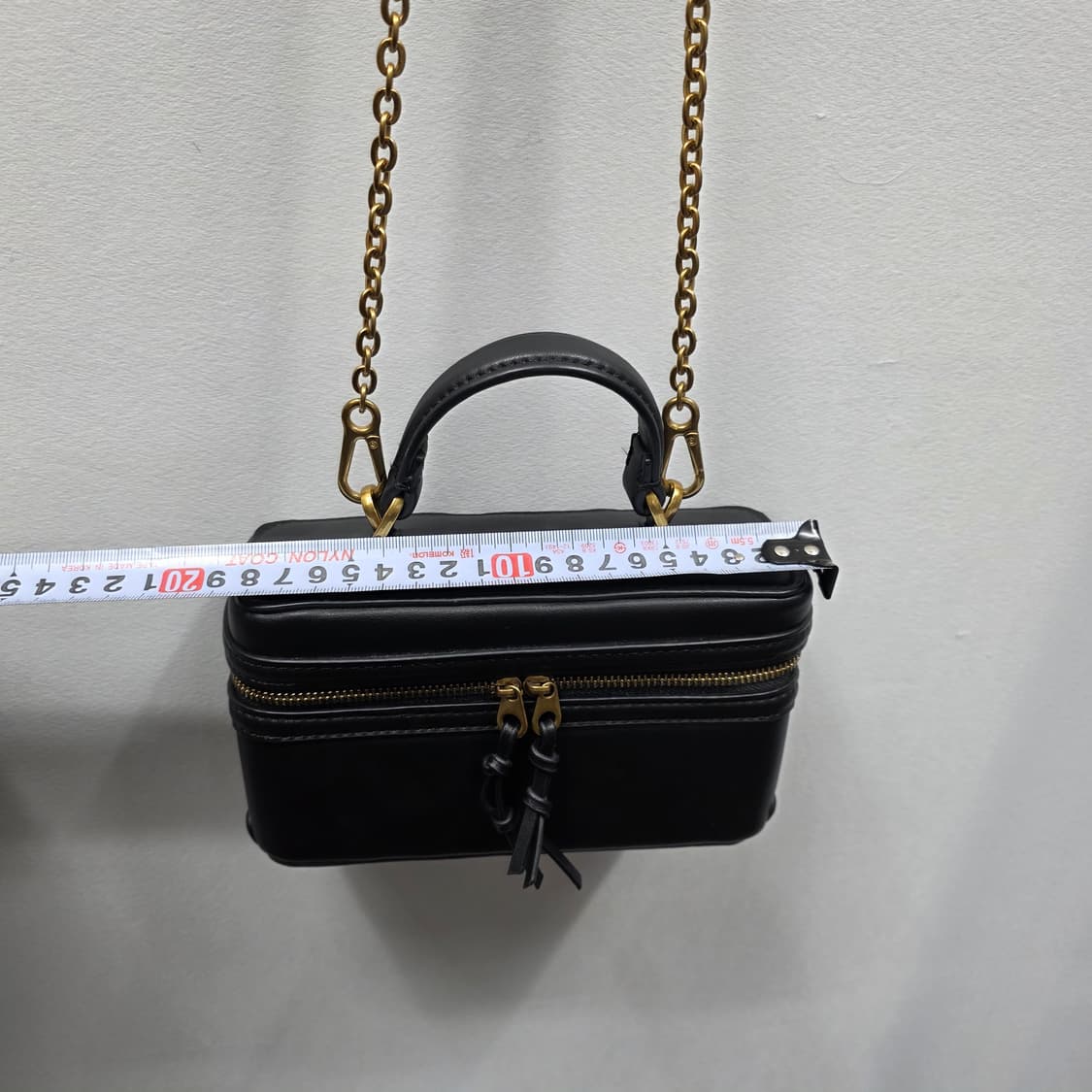 1812 자라 블랙 체인 미니 크로스백 가방 상품이미지3