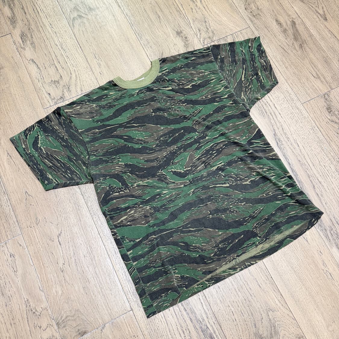 Tiger Camo 싱글 스티치 티 상품이미지3