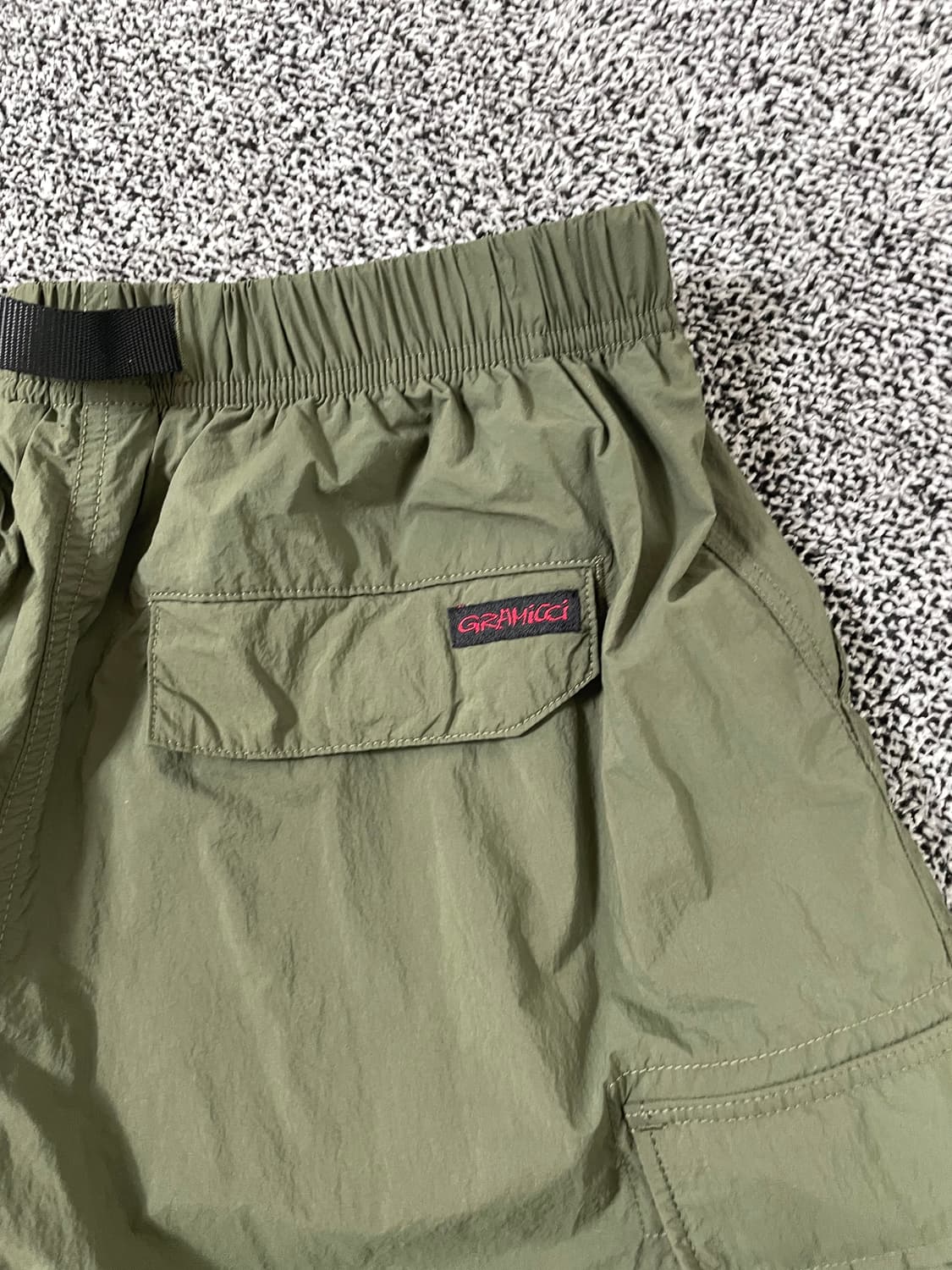 빈티지9. Gramicci 그라미치 나일론 우븐 테이퍼드핏 팬츠 카키 상품이미지7