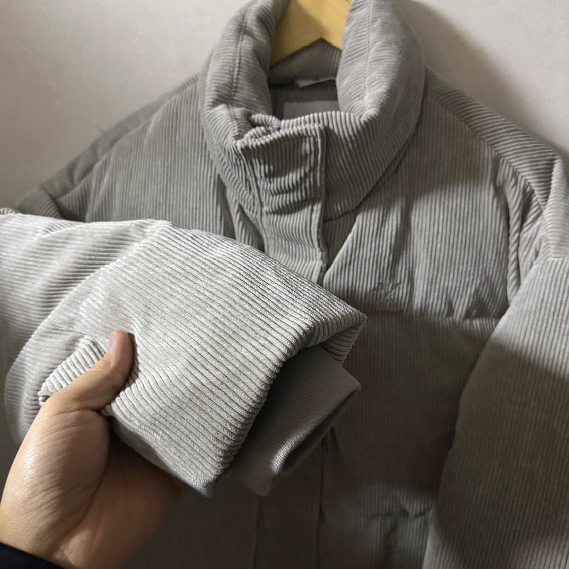 캘빈클라인 코듀로이 오버핏 다운점퍼 XS (프리) 상품이미지3