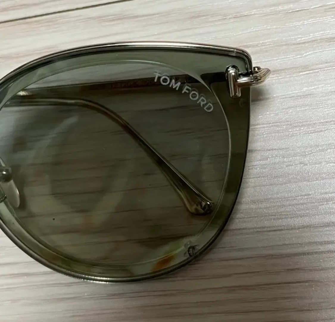 톰포드 선글라스 상품이미지3