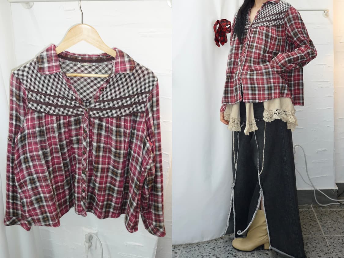 berry check blouse 상품이미지1