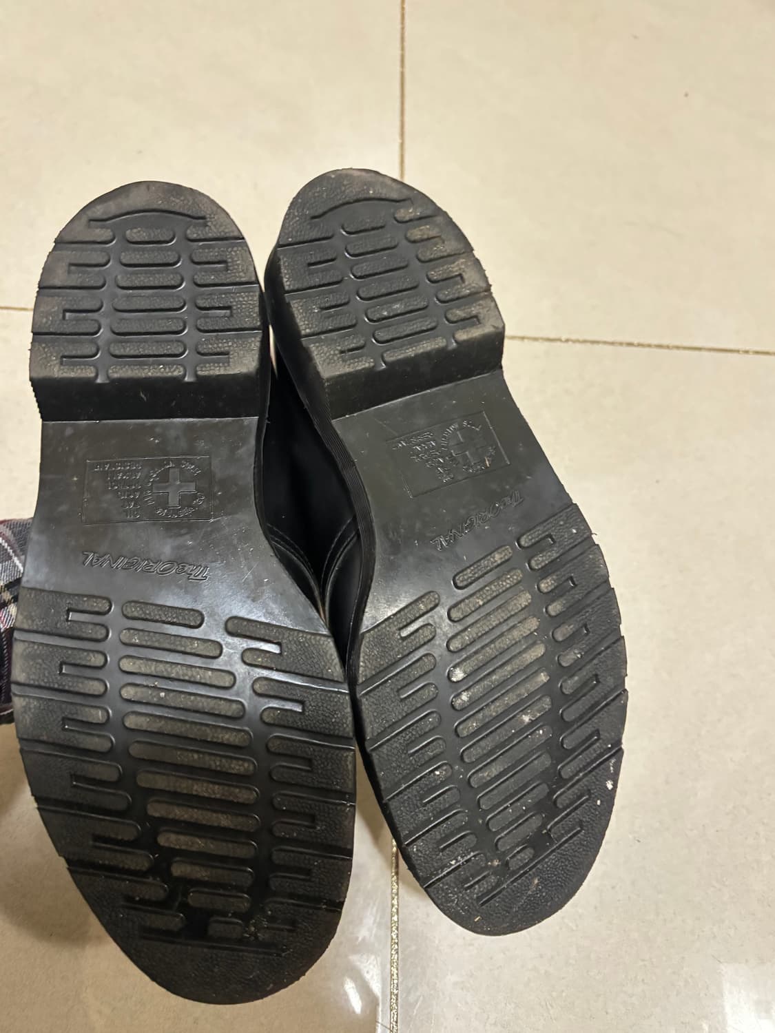 닥터마틴 1461 모노 블랙 UK7 EU41 상품이미지6