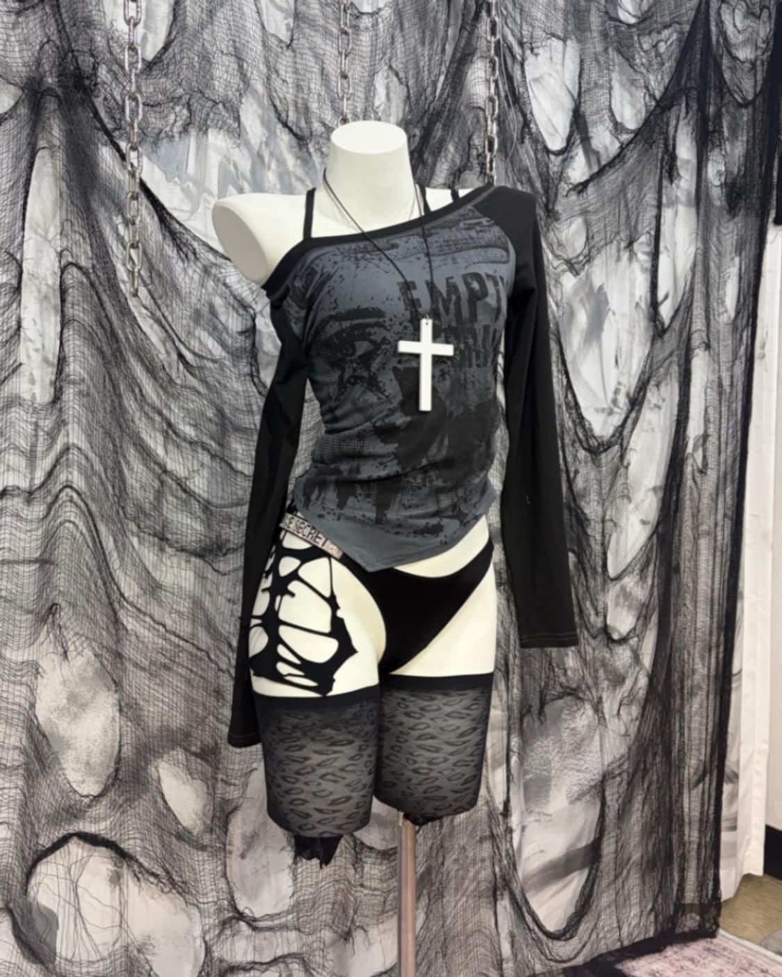 Y2K off-shoulder shirring long sleeve 상품이미지1