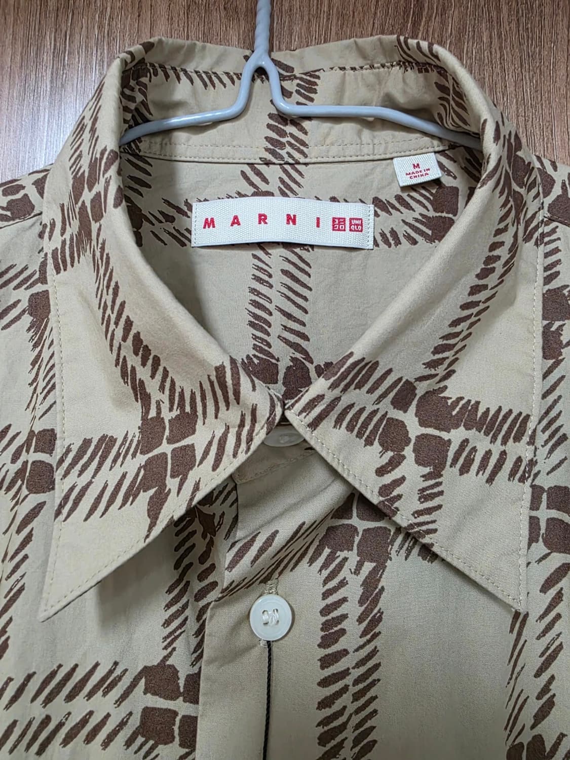 [새제품] 유니클로 x 마르니 오버사이즈 프린트 셔츠 M 상품이미지3