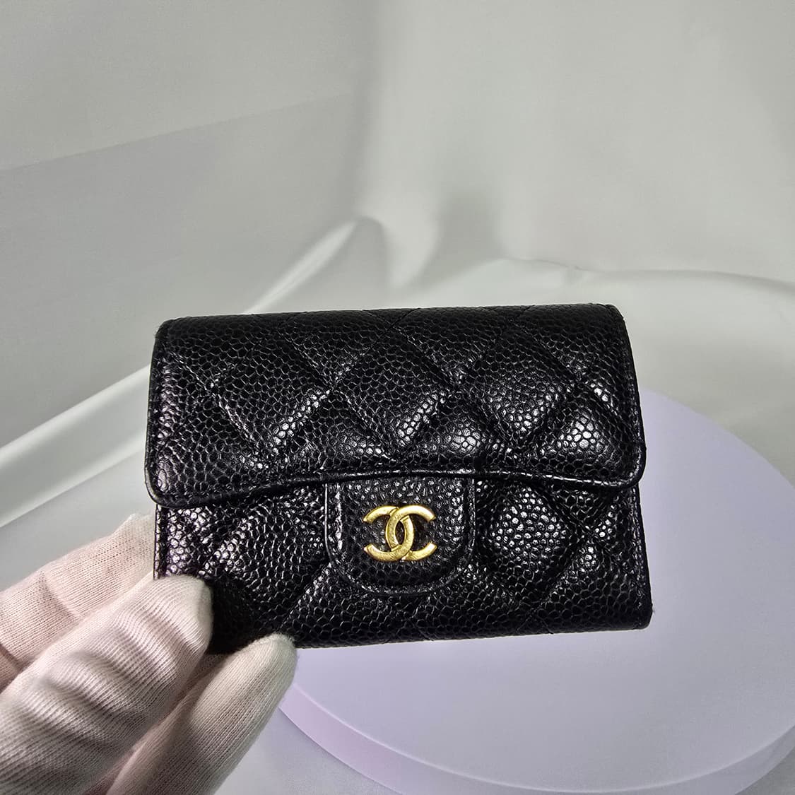 샤넬 카드지갑 캐비어 블랙 금장 상품이미지2