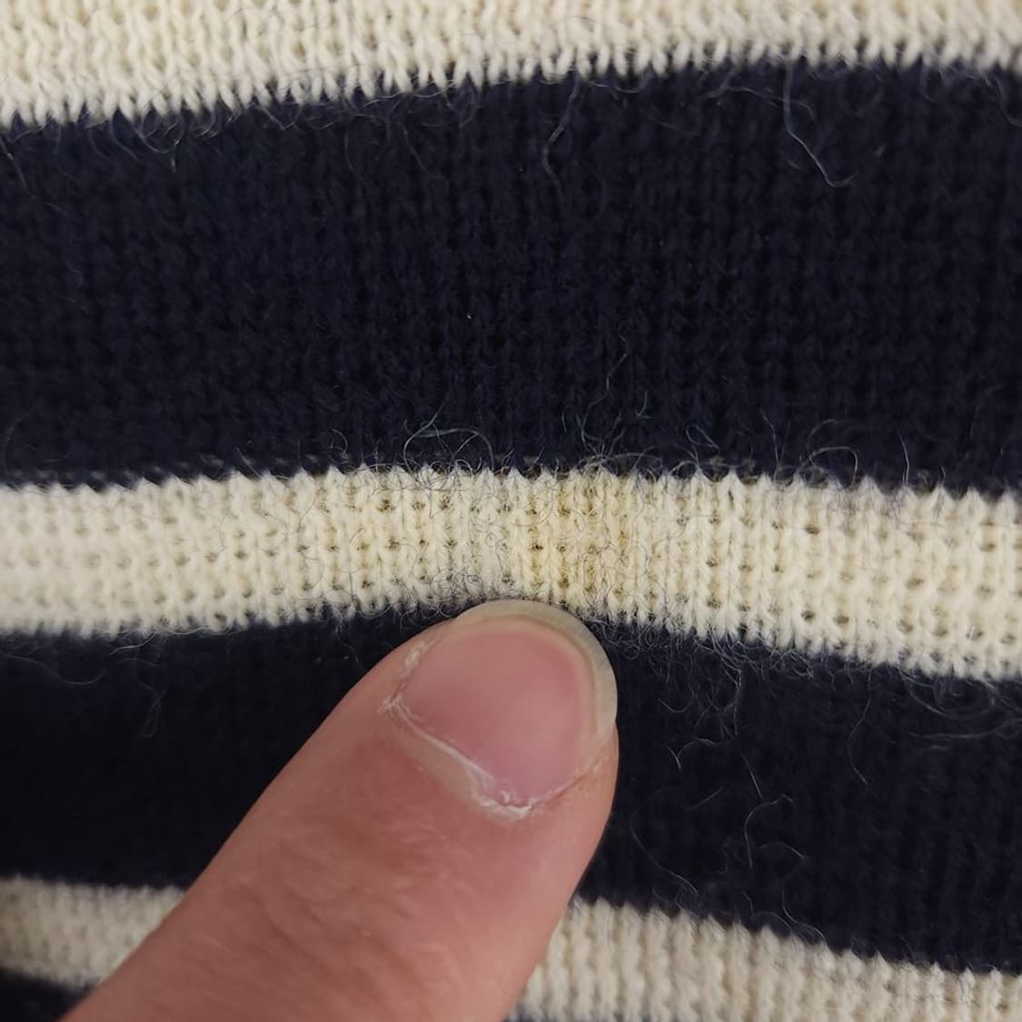 [남M(100)]꼼데가르송 스트라이프 울 니트[Y62-169] 상품이미지6