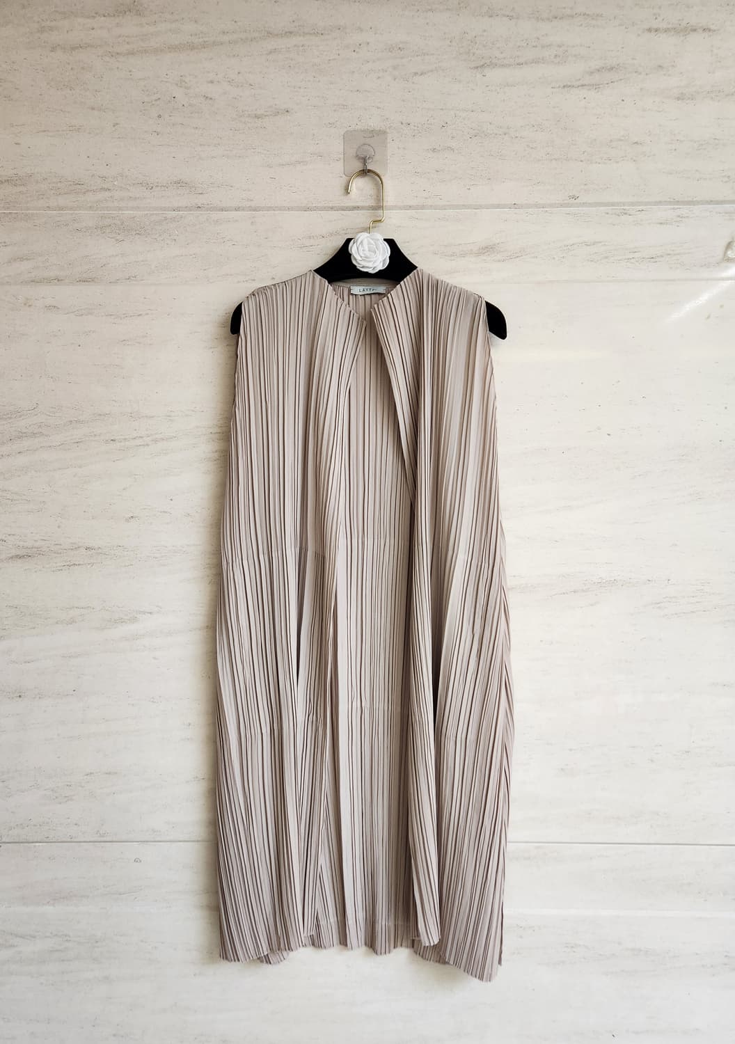 한섬 래트바이티 플리츠 가디건 프리사이즈 상품이미지7