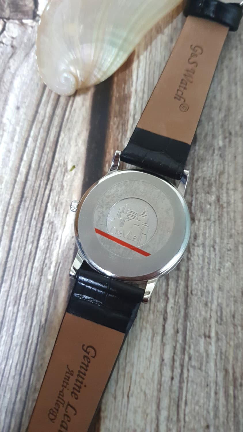 오메가 드빌 프레스티지 남여공용 쿼츠시계 상품이미지9