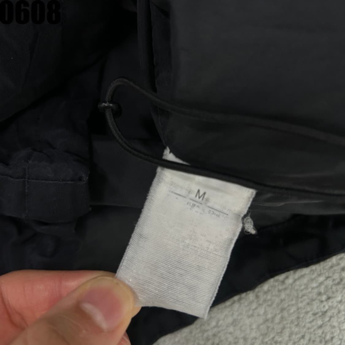 노스페이스 블랙 후드 바람막이  상품이미지3