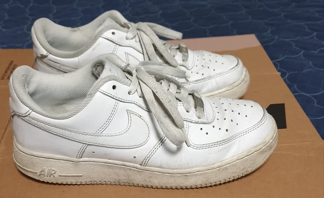 나이키 에어포스 로우 화이트 (260). 상품이미지2