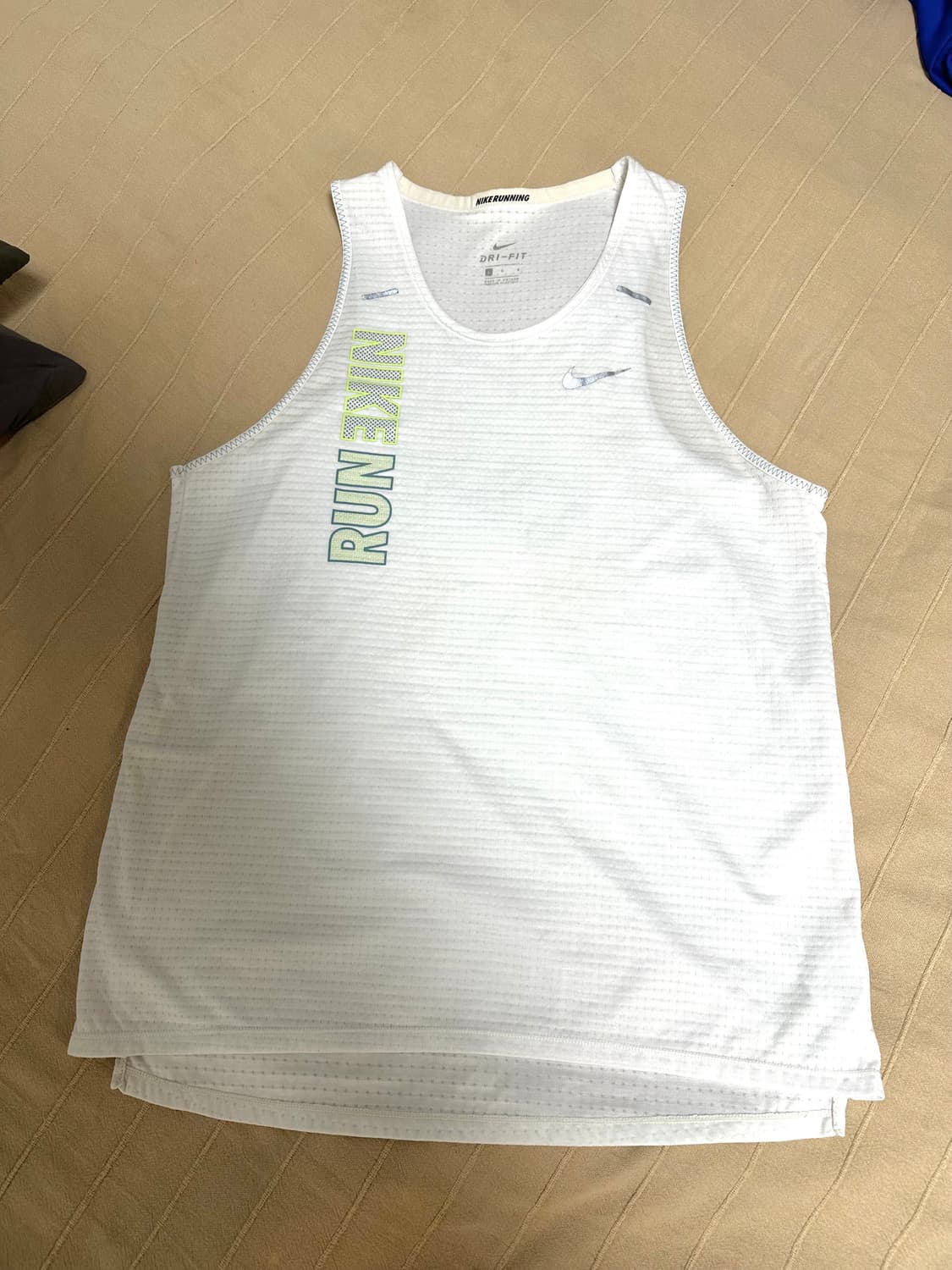 나이키 NIKE 러닝나시 L 상품이미지3